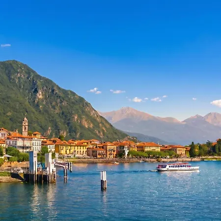 Villa Lakecomo - Ritrovo *