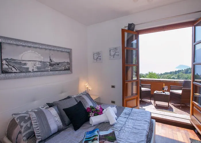 Villa Lakecomo - Ritrovo *